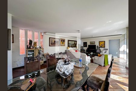 Sala de casa à venda com 4 quartos, 450m² em Granja Julieta, São Paulo