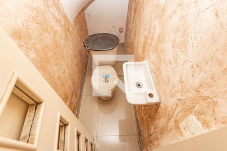 Lavabo de casa para alugar com 4 quartos, 180m² em Vila Moraes, São Paulo