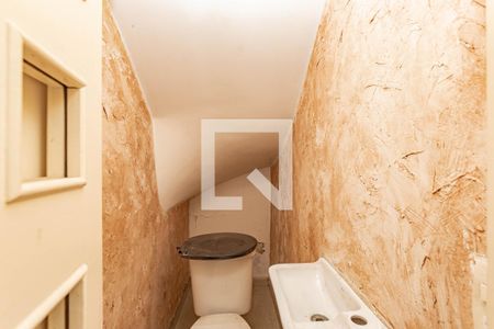 Lavabo de casa para alugar com 4 quartos, 180m² em Vila Moraes, São Paulo