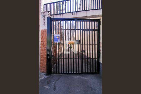 Casa à venda com 8m², 1 quarto e sem vaga Casa à venda com 8m², 1 quarto e sem vagaEntrada