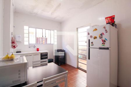 Casa à venda com 8m², 1 quarto e sem vaga Casa à venda com 8m², 1 quarto e sem vagaCozinha
