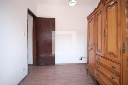 Quarto 2 de casa para alugar com 2 quartos, 60m² em Vila Ré, São Paulo