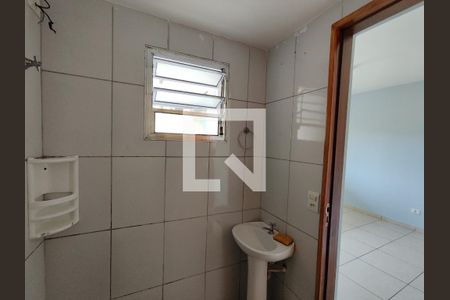 Banheiro de casa para alugar com 1 quarto, 30m² em Vila Alayde, Ferraz de Vasconcelos