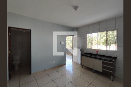 Sala/Cozinha de casa para alugar com 1 quarto, 30m² em Vila Alayde, Ferraz de Vasconcelos