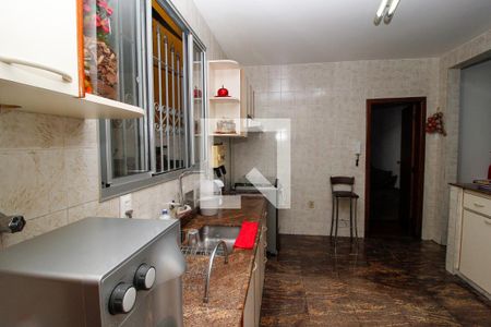 Cozinha de casa à venda com 3 quartos, 298m² em Boa Vista, Belo Horizonte