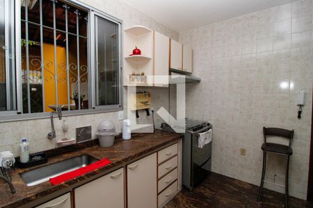 Cozinha de casa à venda com 3 quartos, 298m² em Boa Vista, Belo Horizonte