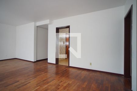 Sala de apartamento à venda com 3 quartos, 115m² em Petrópolis, Porto Alegre