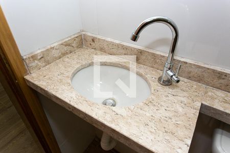 Banheiro de apartamento para alugar com 1 quarto, 28m² em Vila Formosa, São Paulo