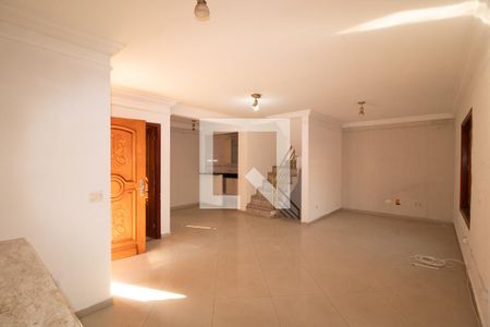 Sala de casa para alugar com 4 quartos, 160m² em Vila Irmaos Arnoni, São Paulo