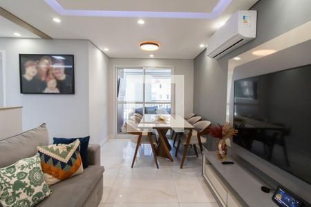 Sala de apartamento para alugar com 3 quartos, 82m² em Jardim Flor da Montanha, Guarulhos