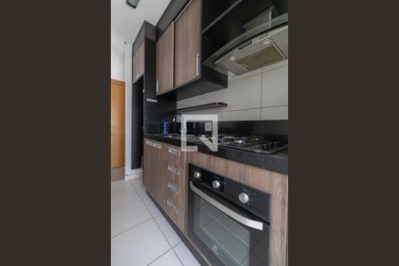 Cozinha  de apartamento à venda com 2 quartos, 66m² em Jardim Colonial, São Paulo