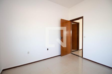 Quarto 2 de casa para alugar com 3 quartos, 150m² em Setor Industrial (Ceilândia), Brasília