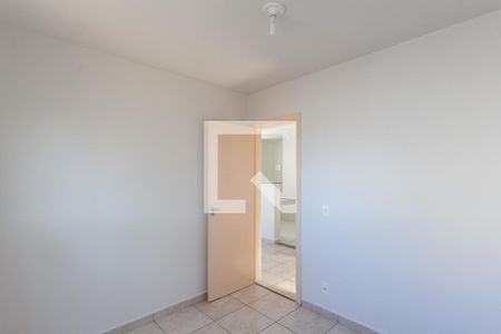 Quarto 1 de apartamento para alugar com 2 quartos, 44m² em Campo Alegre, Belo Horizonte