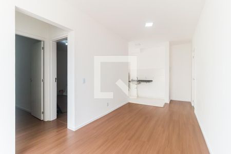 Sala de apartamento para alugar com 2 quartos, 55m² em Vila Santa Maria, Poá