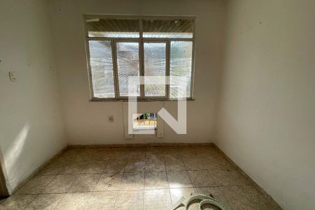 Quarto de casa para alugar com 1 quarto, 55m² em Engenho do Porto, Duque de Caxias