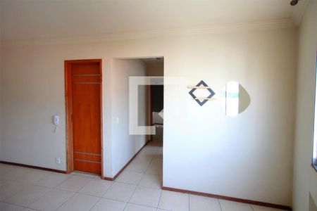 Sala de apartamento à venda com 3 quartos, 67m² em Ipiranga, Belo Horizonte