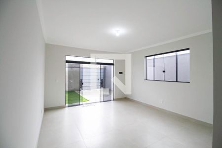 Sala de casa à venda com 3 quartos, 220m² em Parque Xangri-lá, Contagem