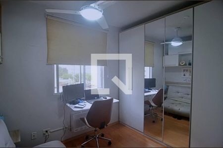 Quarto 2 de apartamento à venda com 2 quartos, 42m² em Fátima, Canoas