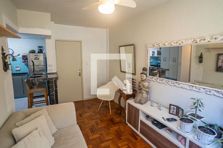 Sala de apartamento à venda com 2 quartos, 57m² em Laranjeiras, Rio de Janeiro