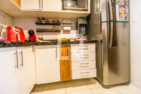 Apartamento à venda com 79m², 2 quartos e 2 vagas Apartamento à venda com 79m², 2 quartos e 2 vagasCozinha