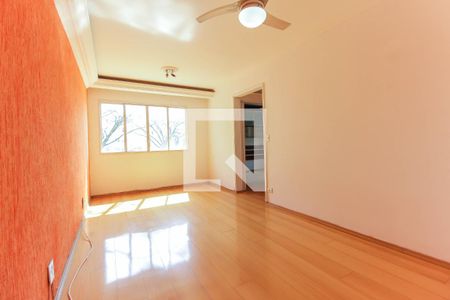 Sala de apartamento para alugar com 2 quartos, 62m² em Jardim Lucinda, São Paulo