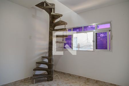 Sala de casa para alugar com 2 quartos, 70m² em Vila Fachini, São Paulo