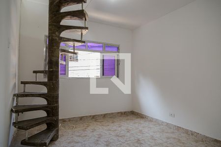 Sala de casa para alugar com 2 quartos, 70m² em Vila Fachini, São Paulo