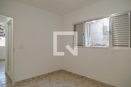 Quarto 1 de casa para alugar com 2 quartos, 70m² em Vila Fachini, São Paulo