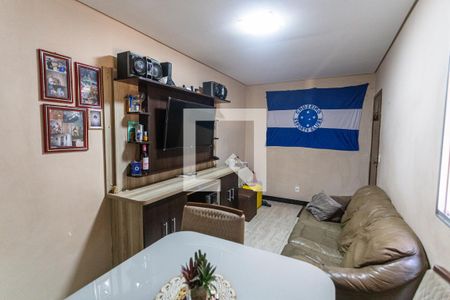 Sala de apartamento à venda com 2 quartos, 44m² em Santa Efigênia, Belo Horizonte