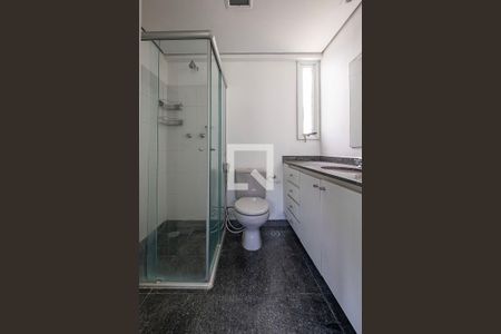 Suíte - Banheiro de apartamento à venda com 2 quartos, 92000m² em Sumaré, São Paulo