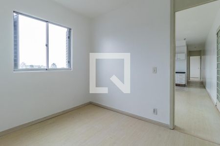 Dormitório de apartamento à venda com 3 quartos, 60m² em Sarandi, Porto Alegre