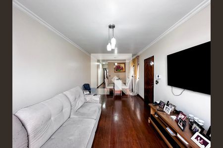 Sala de casa para alugar com 3 quartos, 240m² em Jardim Monte Azul, São Paulo