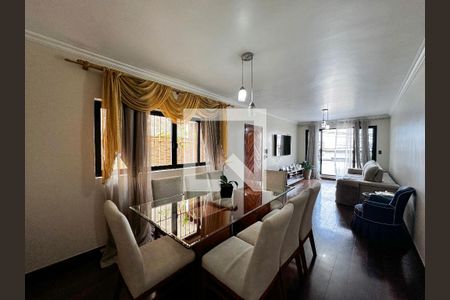 Sala de casa à venda com 3 quartos, 240m² em Jardim Monte Azul, São Paulo