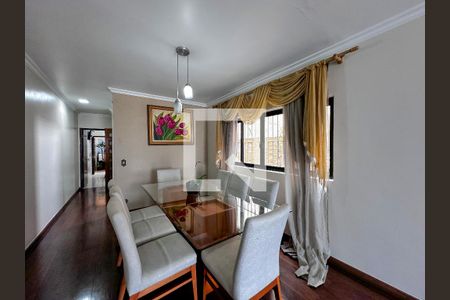 Sala de casa à venda com 3 quartos, 240m² em Jardim Monte Azul, São Paulo