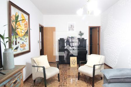 Sala de casa à venda com 5 quartos, 360m² em Providência, Belo Horizonte