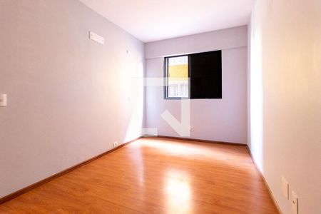 Quarto 1 de apartamento para alugar com 5 quartos, 192m² em Vila Izabel, Curitiba