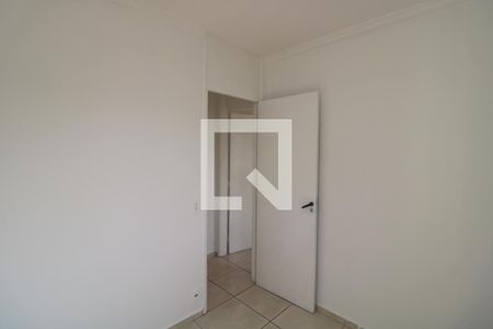 Quarto 2 de apartamento para alugar com 3 quartos, 55m² em Jardim Santa Terezinha (zona Leste), São Paulo