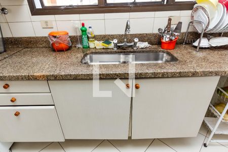Apartamento para alugar com 214m², 4 quartos e 3 vagas Apartamento para alugar com 214m², 4 quartos e 3 vagasCozinha