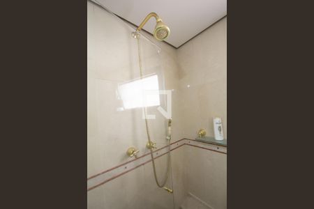 Apartamento para alugar com 214m², 4 quartos e 3 vagas Apartamento para alugar com 214m², 4 quartos e 3 vagasBanheiro da Suíte 1