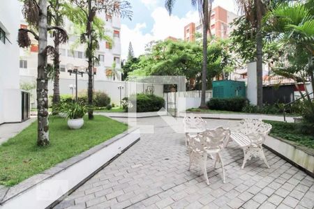 Apartamento para alugar com 214m², 4 quartos e 3 vagas Apartamento para alugar com 214m², 4 quartos e 3 vagasÁrea comum