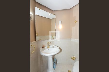 Apartamento para alugar com 214m², 4 quartos e 3 vagas Apartamento para alugar com 214m², 4 quartos e 3 vagasLavabo