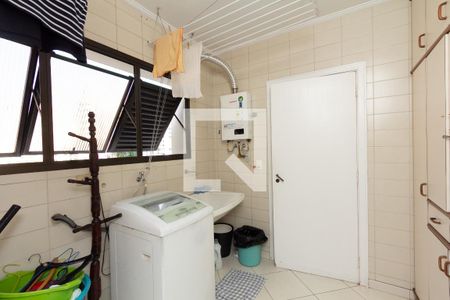 Apartamento para alugar com 214m², 4 quartos e 3 vagas Apartamento para alugar com 214m², 4 quartos e 3 vagasÁrea de Serviço