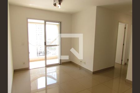 Sala de apartamento para alugar com 3 quartos, 70m² em Parque Taboão, Taboão da Serra