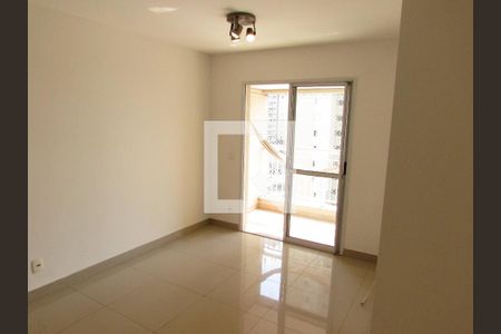 Sala de apartamento para alugar com 3 quartos, 70m² em Parque Taboão, Taboão da Serra