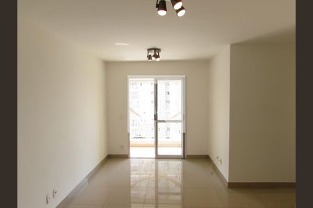 Sala de apartamento para alugar com 3 quartos, 70m² em Parque Taboão, Taboão da Serra