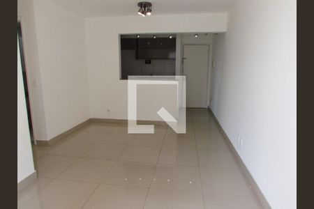 Sala de apartamento para alugar com 3 quartos, 70m² em Parque Taboão, Taboão da Serra