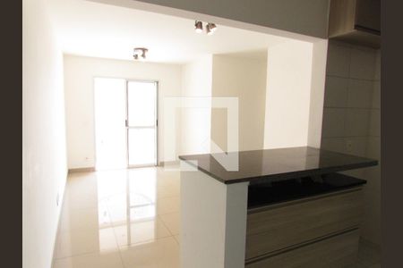 Sala de apartamento para alugar com 3 quartos, 70m² em Parque Taboão, Taboão da Serra