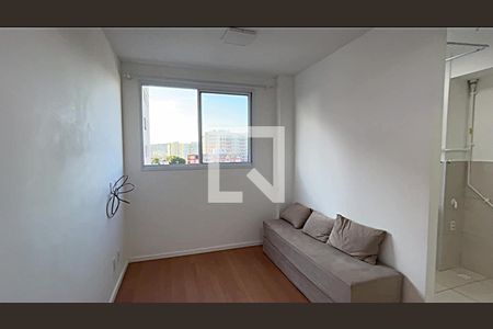 Sala de apartamento para alugar com 1 quarto, 33m² em Todos Os Santos, Rio de Janeiro