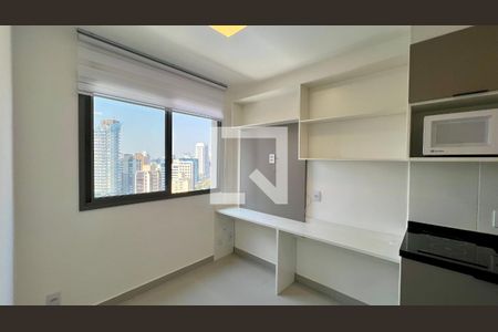 Sala de kitnet/studio para alugar com 1 quarto, 25m² em Pinheiros, São Paulo