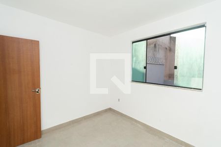 Quarto 1 de casa à venda com 2 quartos, 100m² em Diamante, Belo Horizonte